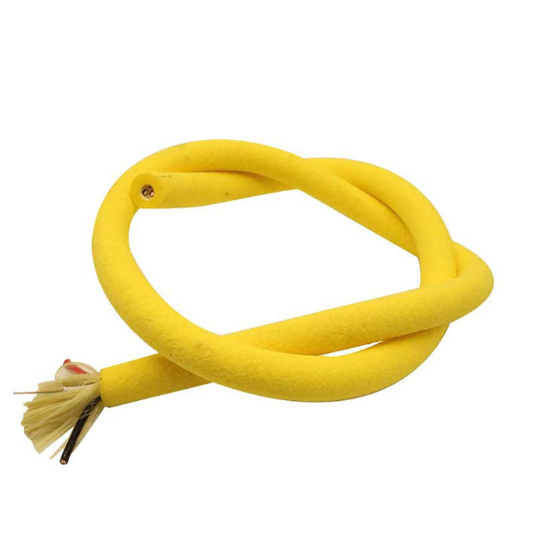 Kan en solcellekabel brukes til både modulstrengforbindelser og invertermatere?